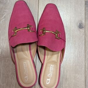 Chinese Laundry pink mules